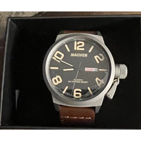 Brand New With Tags -Magnum 48mm Men’s Graduate Quartz Watch- - Picture 2 of 11